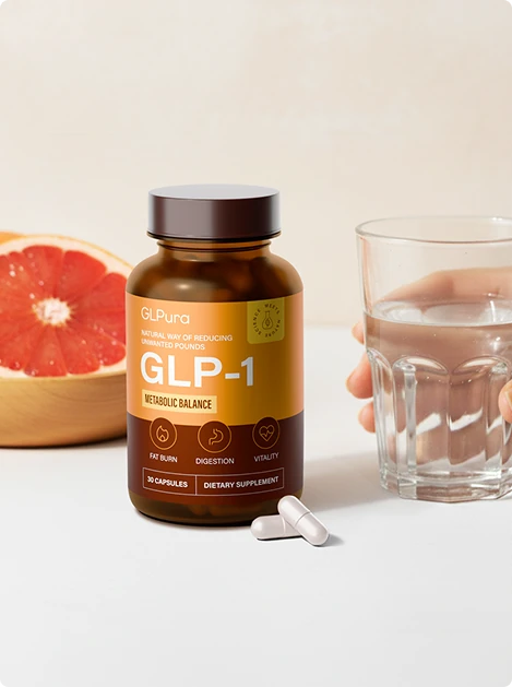 GLPura Flasche mit Wasser als tägliche Einnahme-Routine